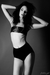 metztlii modelka: Natalia H (MOSS models) 