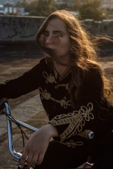 markiewitch modelki - Shanti Sunrise - @shantisunrise & Rusłana Kant - @kant.ruslana
makijaż - Marta Banach
fryzjerka - Magdalena Szalak