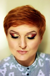 LipLady niestandardowy cut crease w błyszczącym klimacie