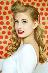 Koscielny_P Pin up girl :) 