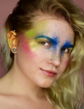 Prejs_Makeup                             Colorful makeup            