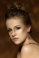 anahit Modelka: Wiktoria Walczak - www.spotmanagement.pl
Make up: Marta Sola