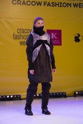 AlexChh Cracow Fashion Week
projektantka: Agnieszka Maciocha
kolekcja: OUTER SPACE