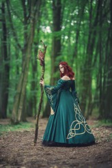 aneta_p Model: Revena
Dress: Emerald Queen 