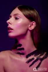 k_helak_makeup Model: Weronika Leska
Fot: Emil Kołodziej