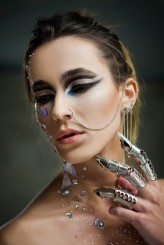 aberrance mod: Karolina Pabian
makeup: Ola Solecka