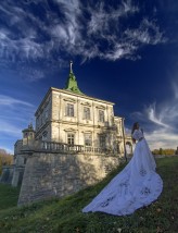 tafel_foto Modelka: Alexandra Nefertari
Pałac w Podhorcach - Ukraina
Październik 2022