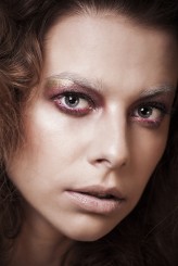 jzysnarska                             dla magazynu MAKE UP TRENDY            