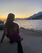 Janis_brunette