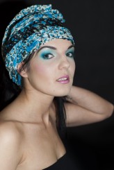 Color-Me-Beautiful-Make-Up fot. Robert R.
model: Ela