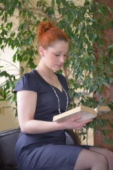 AndreFashion z sesji na potrzeby kampanii społecznej "Książka jest Kobietą" http://ksiazka.modaija.pl/