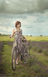 TheAnaloGeek                             Sesja: Lavender Romanse
Modelka, stylizacja - Ewa Piotrowska
MUA - Julia Kupis
Organizacja - Martha Melie
Inicjatywa artystyczna - Migawka - Łódzkie Sesje Zdjęciowe            