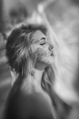 BeataJakubas Portret kobieta bw lensbaby glamour 