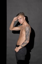 Nikonek75                             Sesja, maj 2025r.            