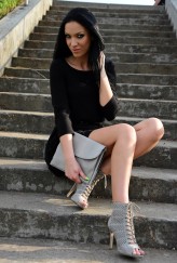 onaa97 http://ladyinblackfashion.blogspot.com/2016/06/gray-and-black.html