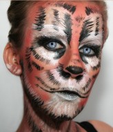 4leaf Tiger make up