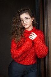 akanistudio Cozy vibes & curls for days