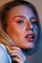 focusedonbeauty Edytorial "Coral in Color" dla Glow Magazine (3/3) | Modelka: Dana Sztyka | MUA: Agini Makeup Artist z agencji MUA Familia