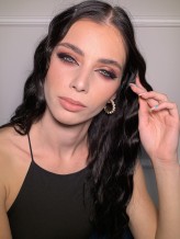 Joanna_Porada Mua Joanna Porada
Model Aleksandra Piotrowska 

Cutcrease makeup with cateye liner in purples ✨