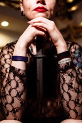 AgnieszkaWolkowicz reklama skórzanej biżuteri i akcesoriów @toten.kot @beatakosyra_fotografia