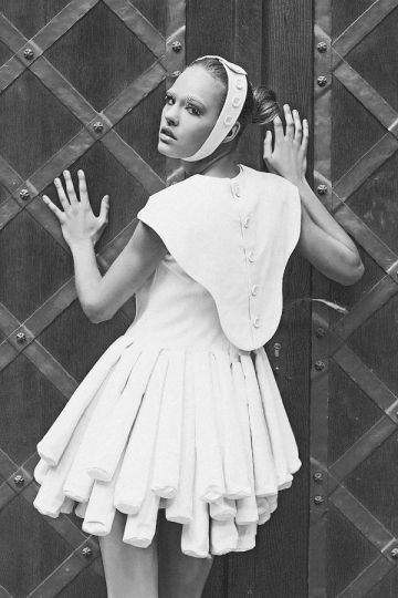 natipla sukienka z surówki