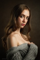 davew Studio Portrait of Kinga
 Follow me on Instagram:
 https://www.instagram.com/davewillemsphotography
 @davewillemsphotography