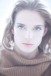 Klekowskabarbara fot. Adam Kaniowski
mod. Iza / New Age Models
hair Judyta Sikora
