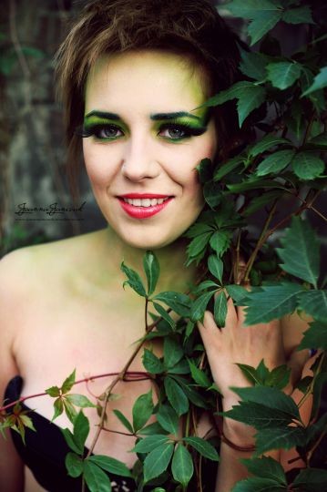 makijazystka_net Kobieta bluszcz