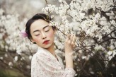 fotobajgraf 'The blooming of trees'
model, make-up, hairstyling: Hoàng Hà Nhi
photo, concept: Flowing Swan