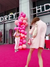 robert_photographer                             Barbara : @barbeliciouss | #hdrèy #pinkrevolution #udeserveit @hdrey_pl            