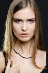 martareszka modelka: Justyna Kalinowska
mua - Małgorzata Bardoń
stylist - Małgorzata Bardoń