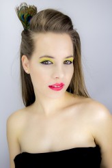 showit Modelka: Karolina Biernacka
Make-up: Izabela Janiszewska
