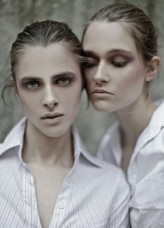 agataw Modelki: Celina, Asia / ML Studio; Stylizacja, fryzury: Magda Lipiejko; majówka 2010