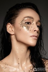 bonitaa                             Make up: Adriana Piątek
Fot: Emil Kołodziej
Szkoła Wizażu i Stylizacji Artystyczna Alternatywa            