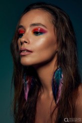 bonitaa Make Up: Daria Kawa
Fot: Emil Kołodziej
Szkoła Wizażu i Stylizacji Artystyczna Alternatywa