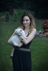 AnnMorgana Cat lady!