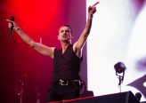 VALEUR-MAGAZINE Depeche Mode - David Gahan onstage in Berlin during the Global Spirit Tour. More on www.valeurmagazine.com Photo: Marco Kokkot | VALEUR MAGAZINE