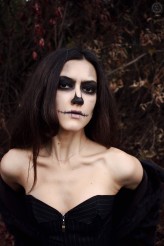 Elly Kraków, Poland
Model: Eleonora Borodina
Processed by Contagious Reverie
Inspired by Halloween Ploy...