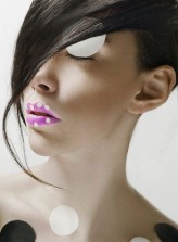 annaokuniewska                             Edytorial do MAKE UP TRENDY

Makijaż : Anna Okuniewska Make - Up
Photo/styl : Marzena Kolarz
Model : Aleksandra Dobek            