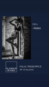GlamourFrames ✨ Przedstawiamy modelkę: Lila! @liladkot ✨
Zbliżający się Plener Fotograficzny – Autorski Plener Aktowy Pałac Piszkowice 26-27
kwietnia 2025 to doskonała okazja, by pracować z niezwykłą modelką, jaką jest Lila –
piękna i doświ
