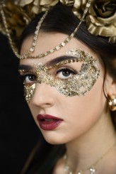 lashqueenacademy Projekt Gold LADY 
Stylizacja rzęs połączona z artowym make up 