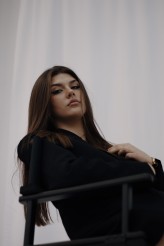 jniemir "Someone else"
mod: Oliwia Kaczorowska