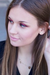Color-Me-Beautiful-Make-Up photo: Asia Polerowicz
model: Daria