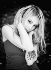 karolinaaaxx ...