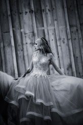 v_desire Fotograf: Marek Kruk 
Sukienka: Lady In White Studio Art
Plener Lilithum V
©2024