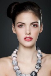 olgien                             fot. Marcin Klaczkowski 
make up: Asia Lisiecka 
model: Marta /Gaga            