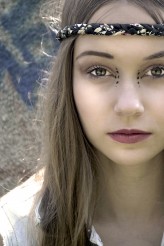 zielynska_p Boho

modelka: Daria Sekuła
makijaż i stylizacja: Zielynska_P