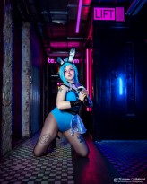 Stichkowa                             Cosplay Seraphine K-da Bunny            