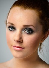 GiGiMakeUP                             modelka: Dominika
foto, stylizacja i make up            