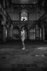 maarew Monochrome Photography Awards 2018 - Nude - Honorable Mention
https://monoawards.com/winners-gallery/monochrome-awards-2018/amateur/nude/hm/9372